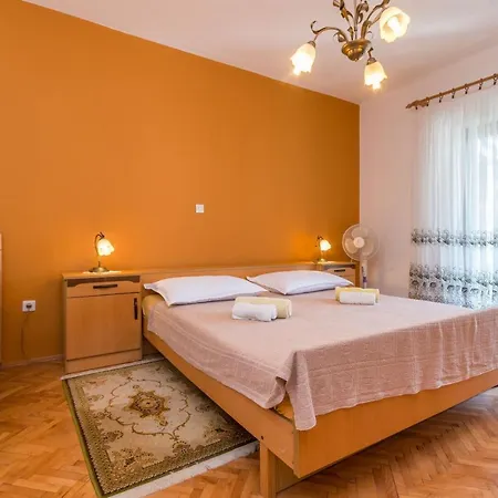 Domenico Apartment *