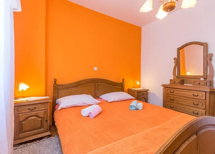 Domenico Biograd Na Moru